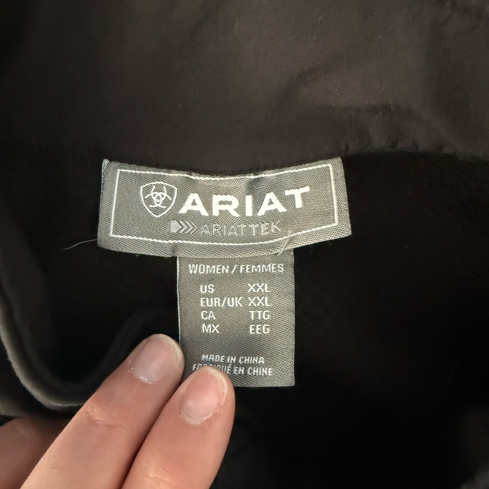 Ariat Black Softshell Jacket - image 5